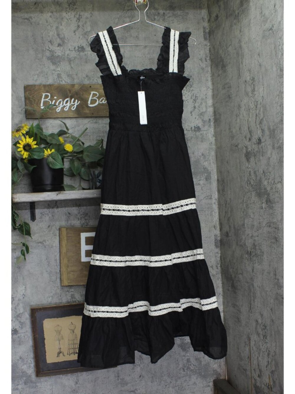 Aqua Womens Smocked Lace Inset Midi Dress S1438DBL Ivory / Black XL